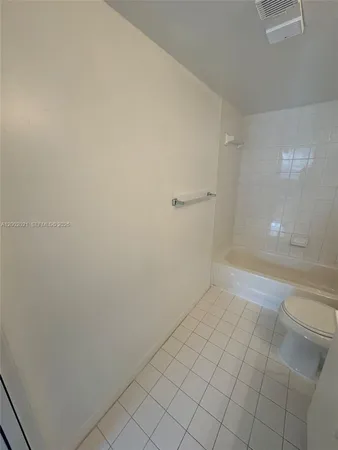 $2,100 | 111 Yacht Club Way, Unit 107, Hypoluxo, FL 33462