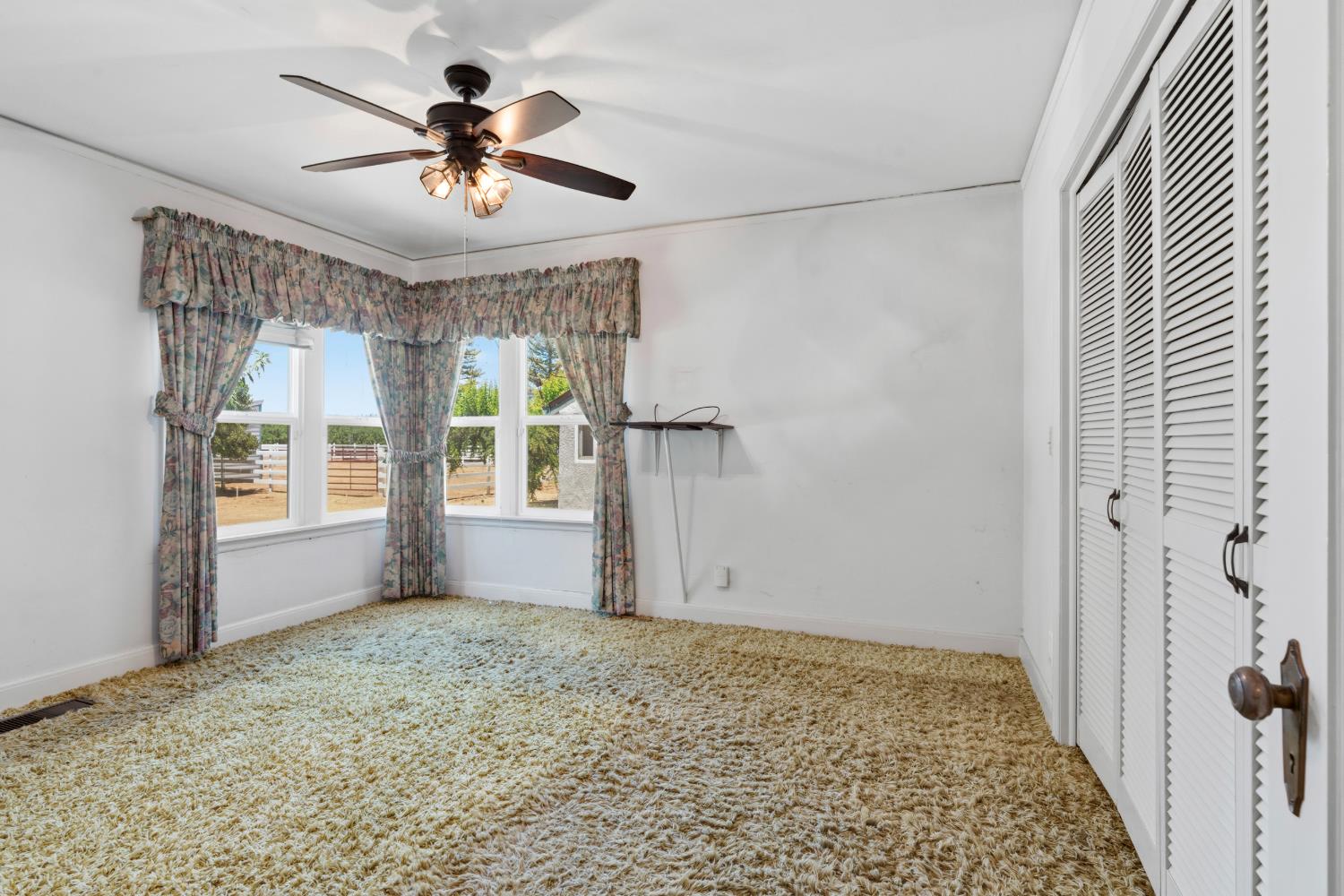 501 Durham Ferry Road Tracy, CA 95304 - Photo 8 of 53