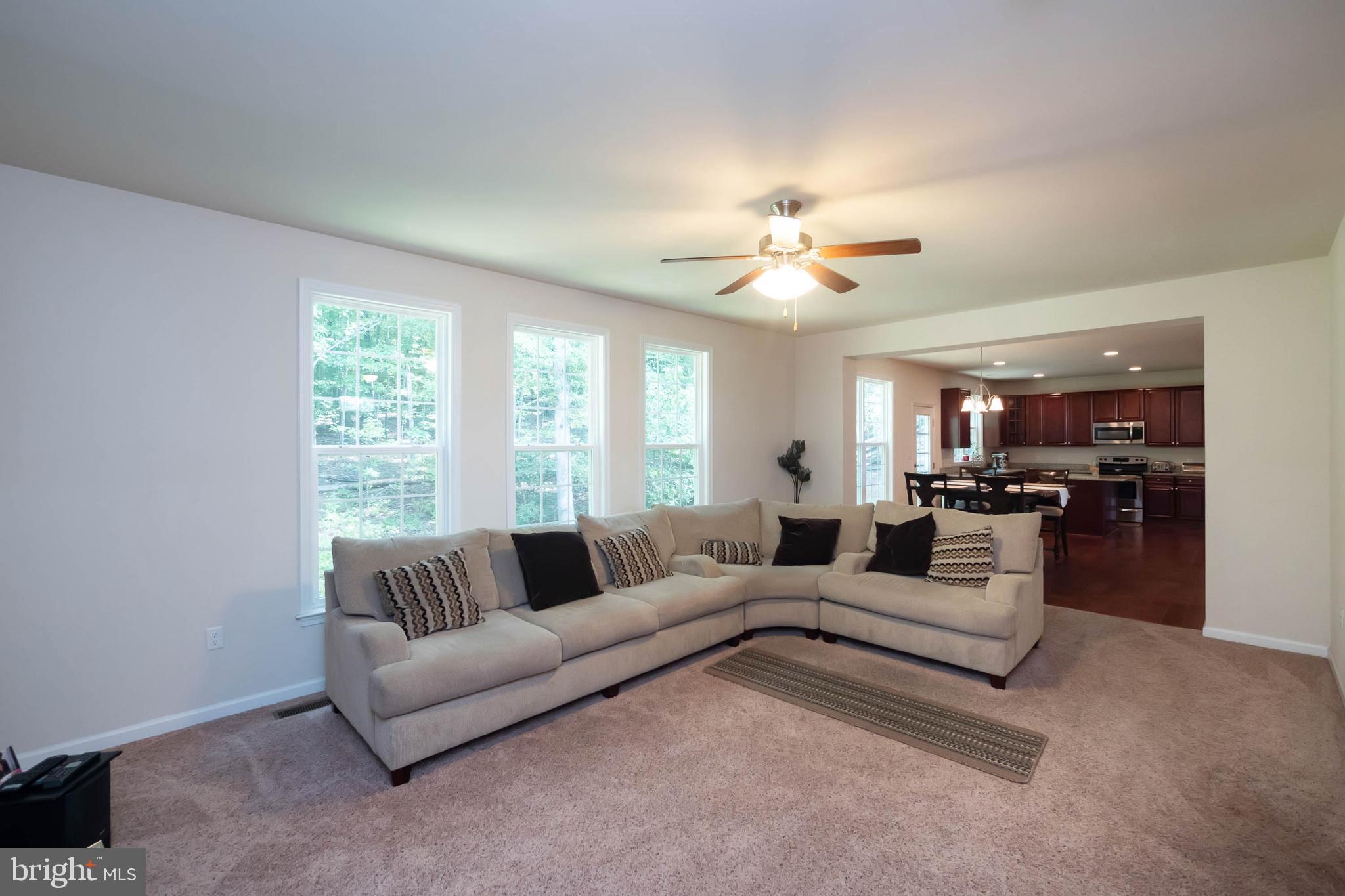 17983 Possum Point Road Dumfries, VA 22026 - Photo 12 of 37 Family Room