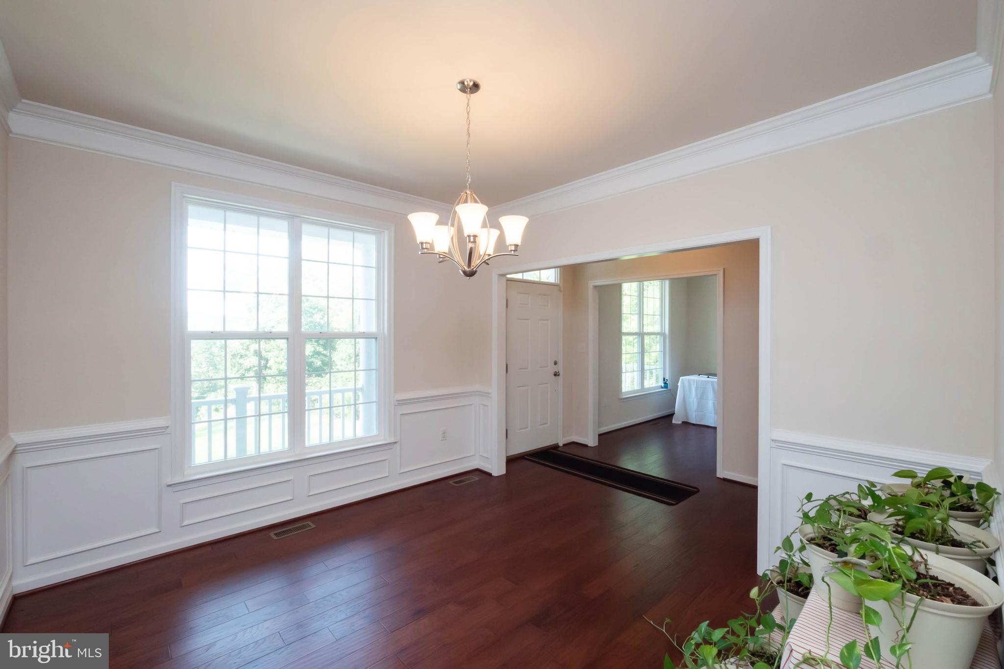 17983 Possum Point Road Dumfries, VA 22026 - Photo 10 of 37 Dining Room