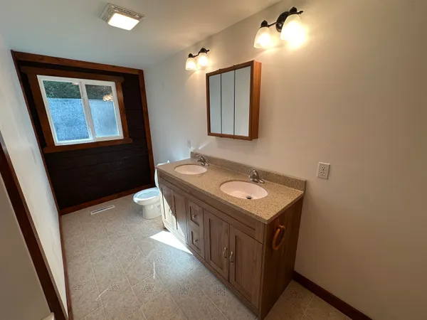 $315,000 | 30023 Co Hwy B, Lone Rock, WI 53556