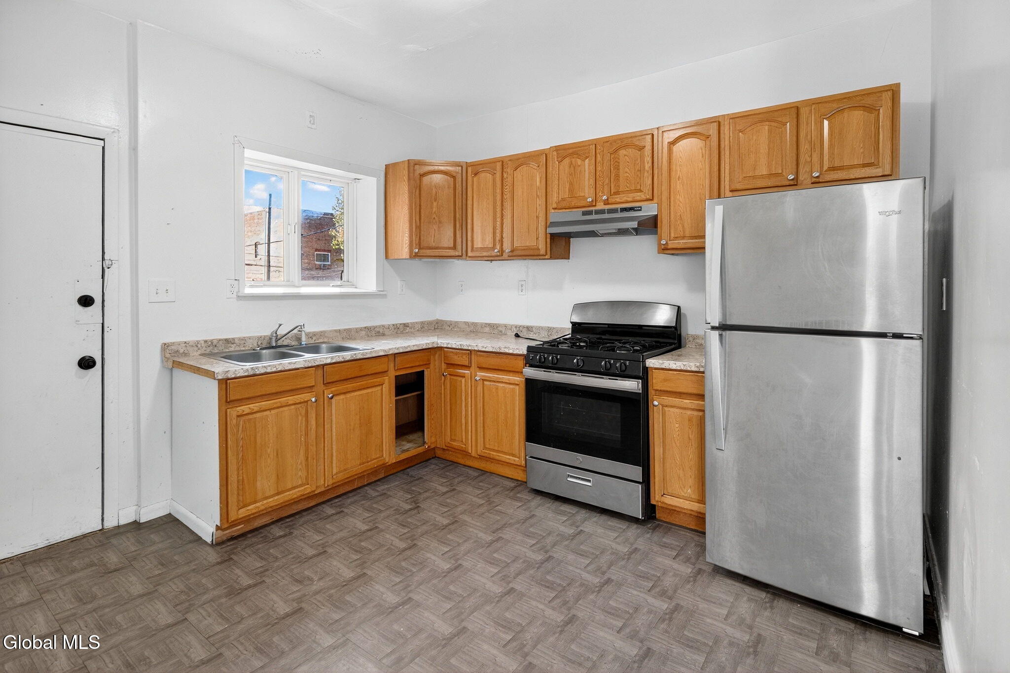 365 4th Street Troy, NY 12180 - Photo 20 of 33 15-web-or-mls-015-DSC02804