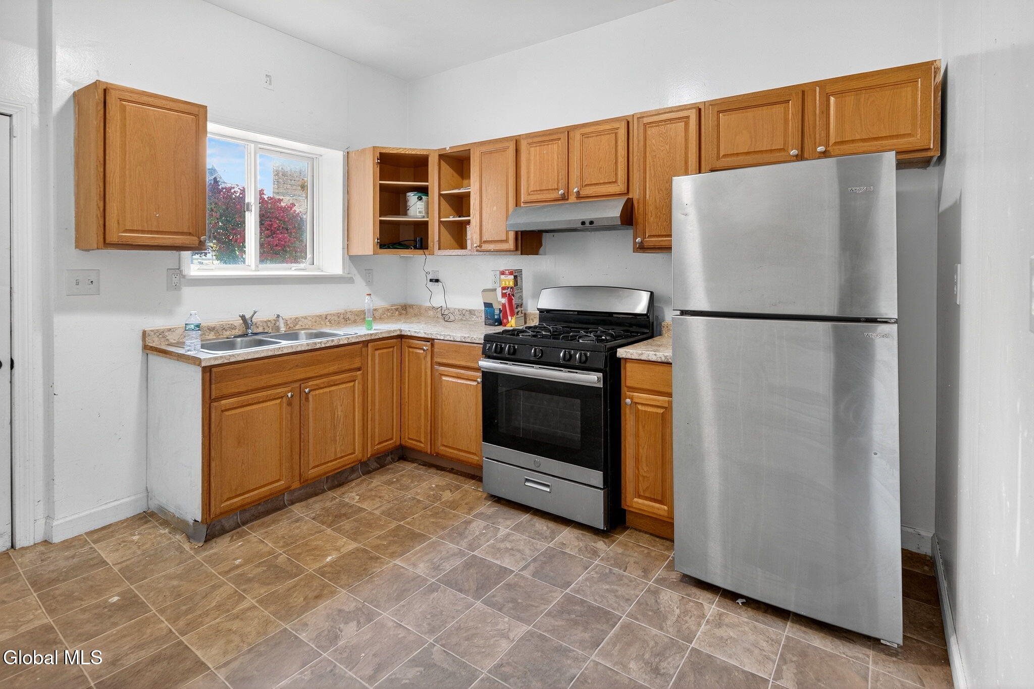 365 4th Street Troy, NY 12180 - Photo 26 of 33 21-web-or-mls-021-DSC02843