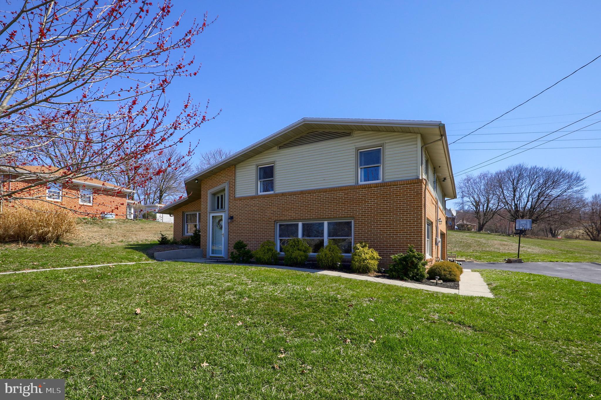 1640 Northview Road York, PA 17406 - Photo 32 of 33 Gallery Image 32
