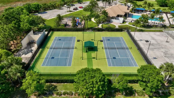 $357,990 | 2206 Southwest Cape Cod Drive, Port St. Lucie, FL 34953
