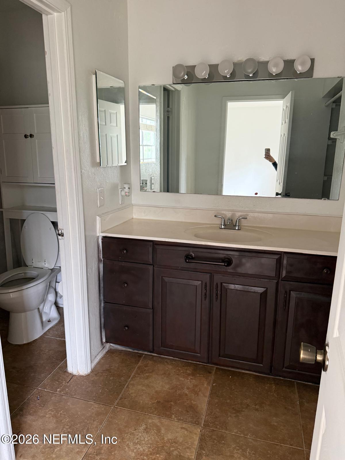 4823 Windrush Lane, Unit C3F Jacksonville, FL 32217 - Photo 8 of 17 f84ad492-24ff-4d38-ae51-fb842f817f9a