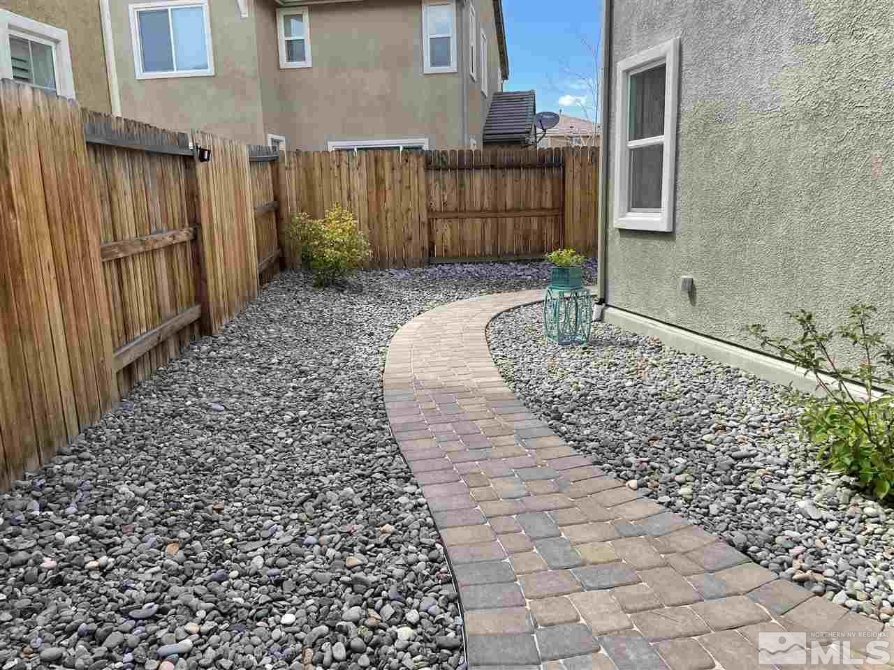 2165 Hope Valley Drive Reno, NV 89521 - Photo 21 of 22 a view of a backyard