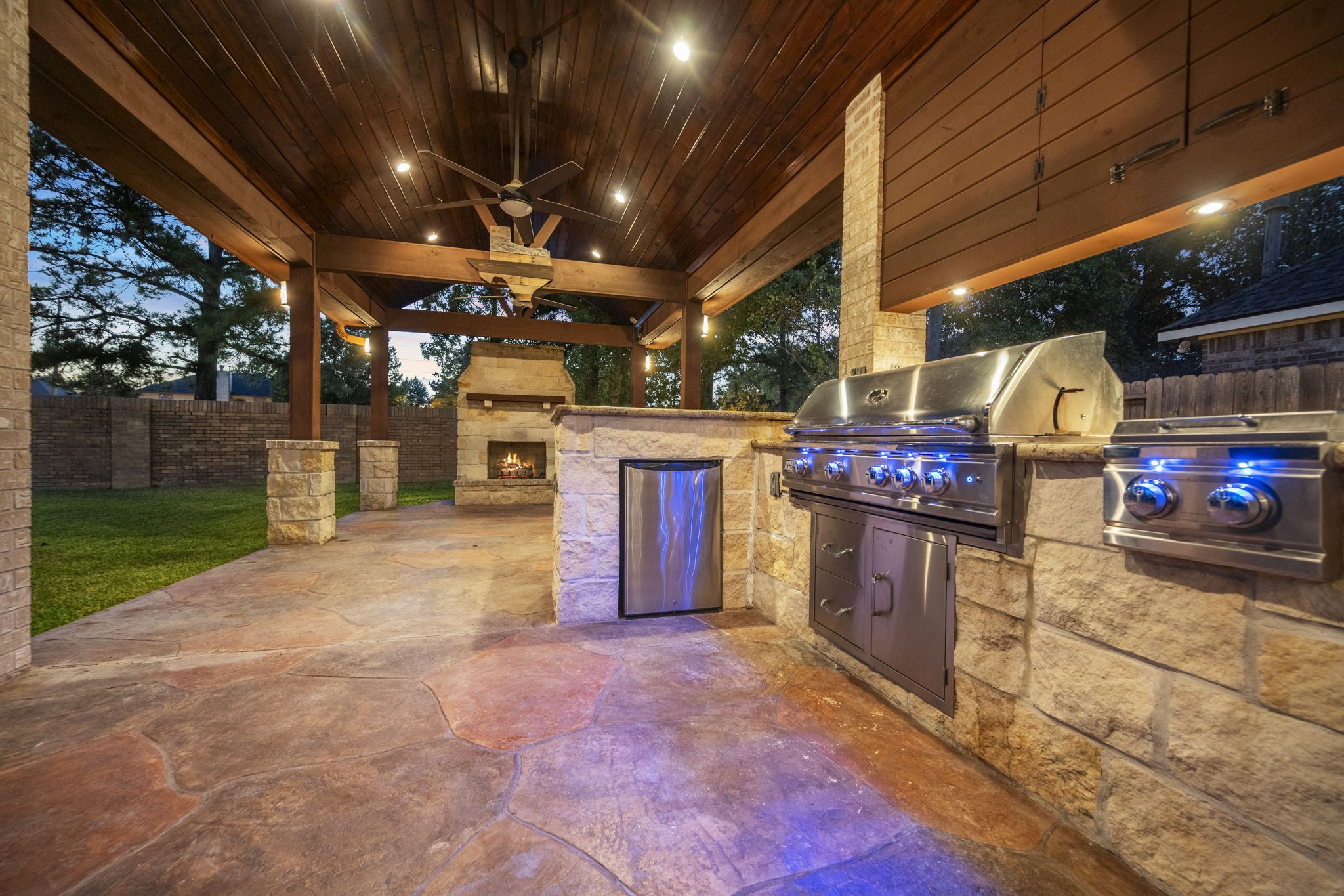 17411 Rainer Valley Lane Humble, TX 77346 - Photo 2 of 21 a open kitchen with stainless steel appliances granite countertop a stove a sink and a refrigerator