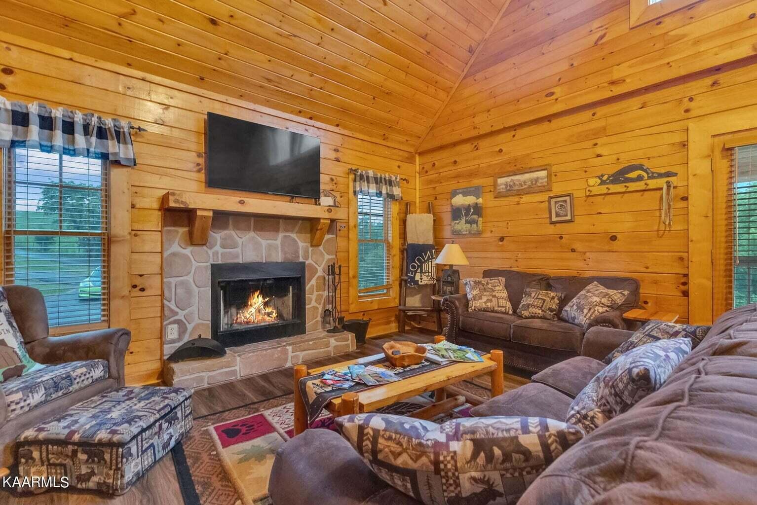 1815 Trout Way Sevierville, TN 37862 - Photo 16 of 27 20230807082850557279000000-o