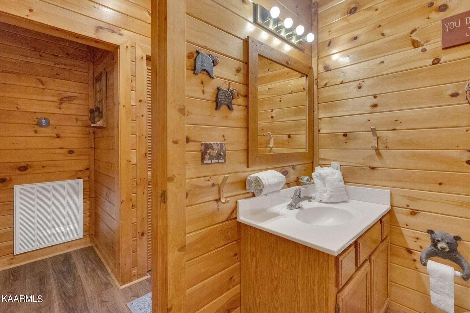 1815 Trout Way Sevierville, TN 37862 - Photo 21 of 27 20230807082901476653000000-o