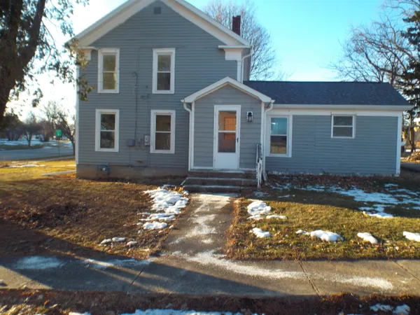 $159,900 | 402 West Main Street, Warren, IL 61087