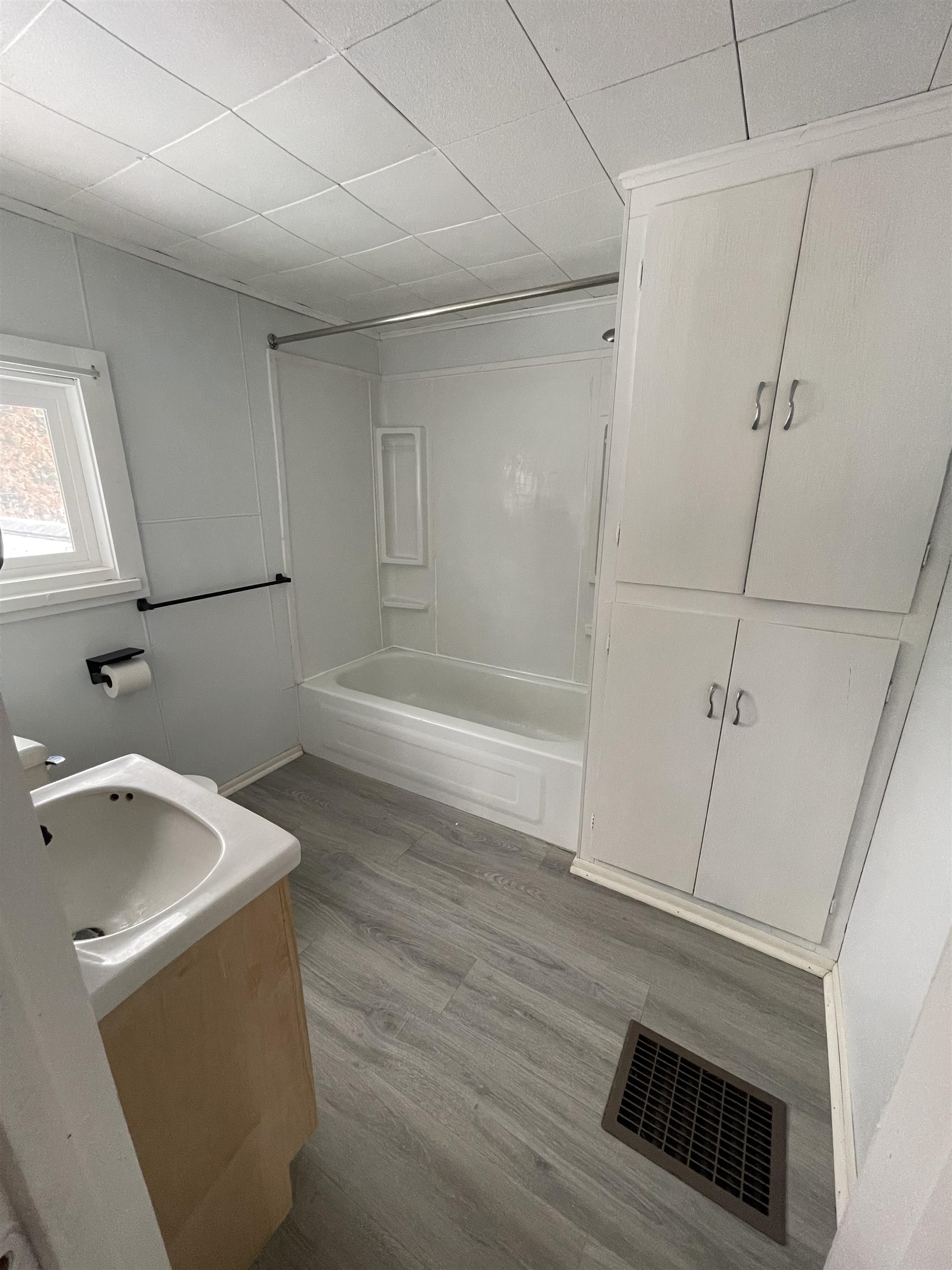 402 West Main Street Warren, IL 61087 - Photo 14 of 25