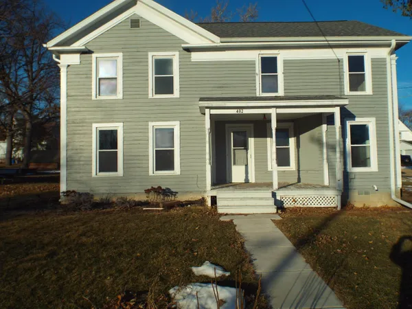 $159,900 | 402 West Main Street, Warren, IL 61087