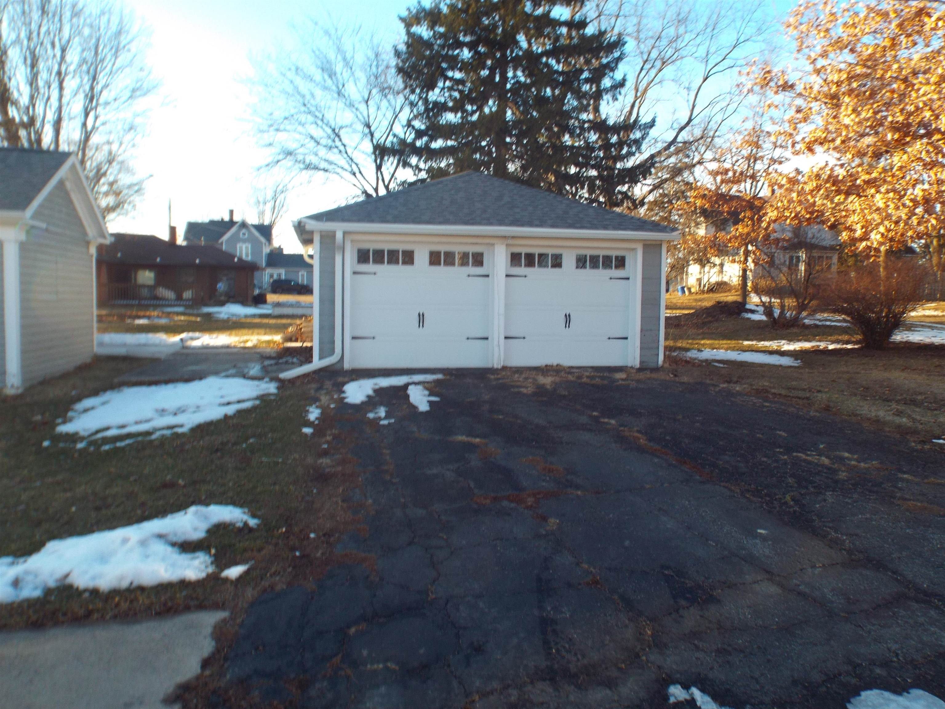 402 West Main Street Warren, IL 61087 - Photo 9 of 25