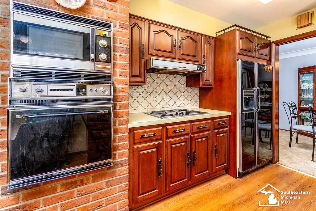 3403 West Erie Road Temperance, MI 48182 - Photo 18 of 42