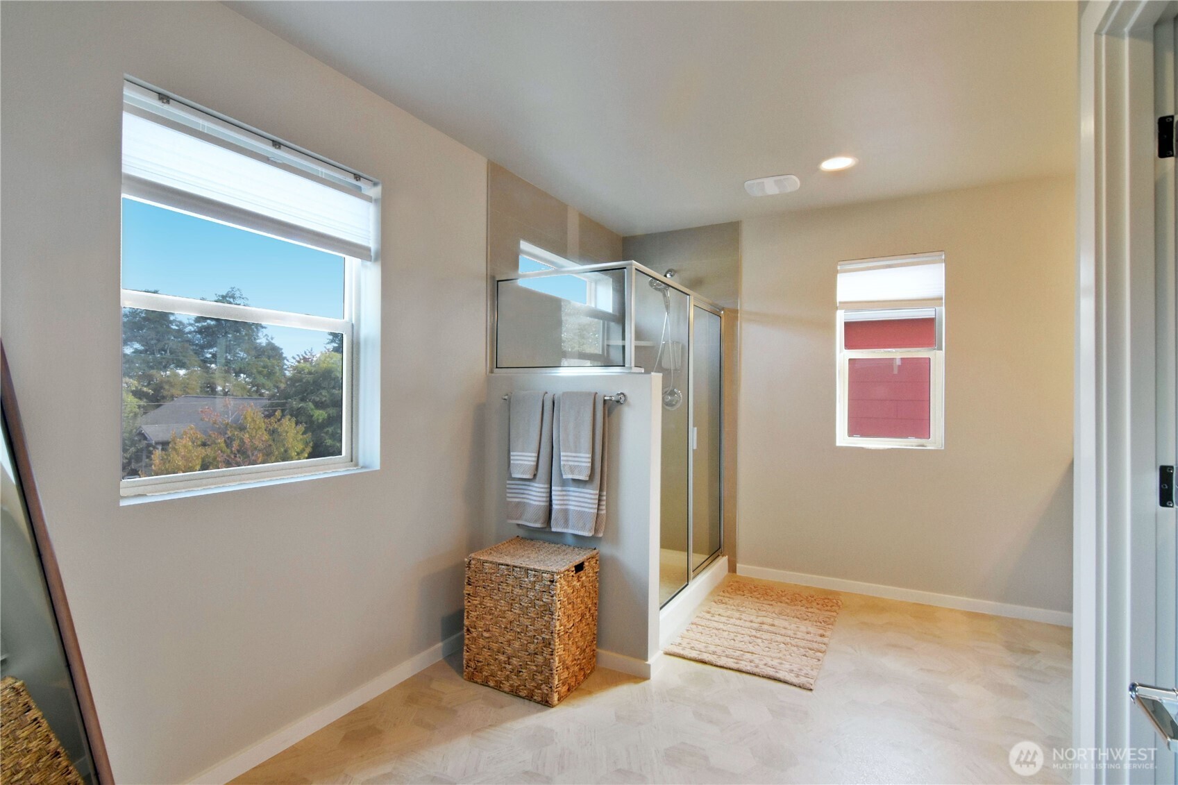 218 Southwest 96th Lane Seattle, WA 98106 - Photo 15 of 27