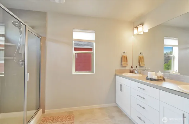 $970,000 | 218 Southwest 96th Lane, Seattle, WA 98106