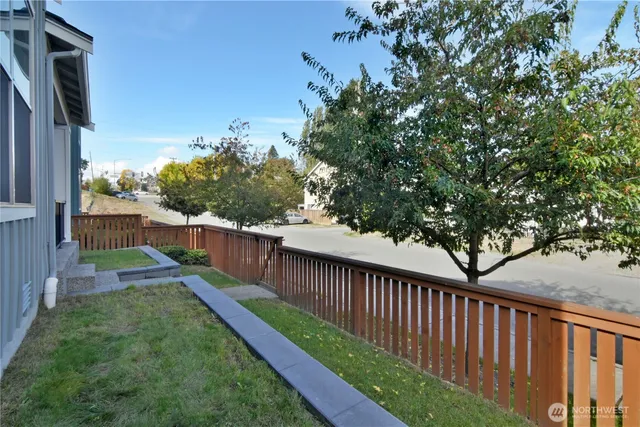 $970,000 | 218 Southwest 96th Lane, Seattle, WA 98106