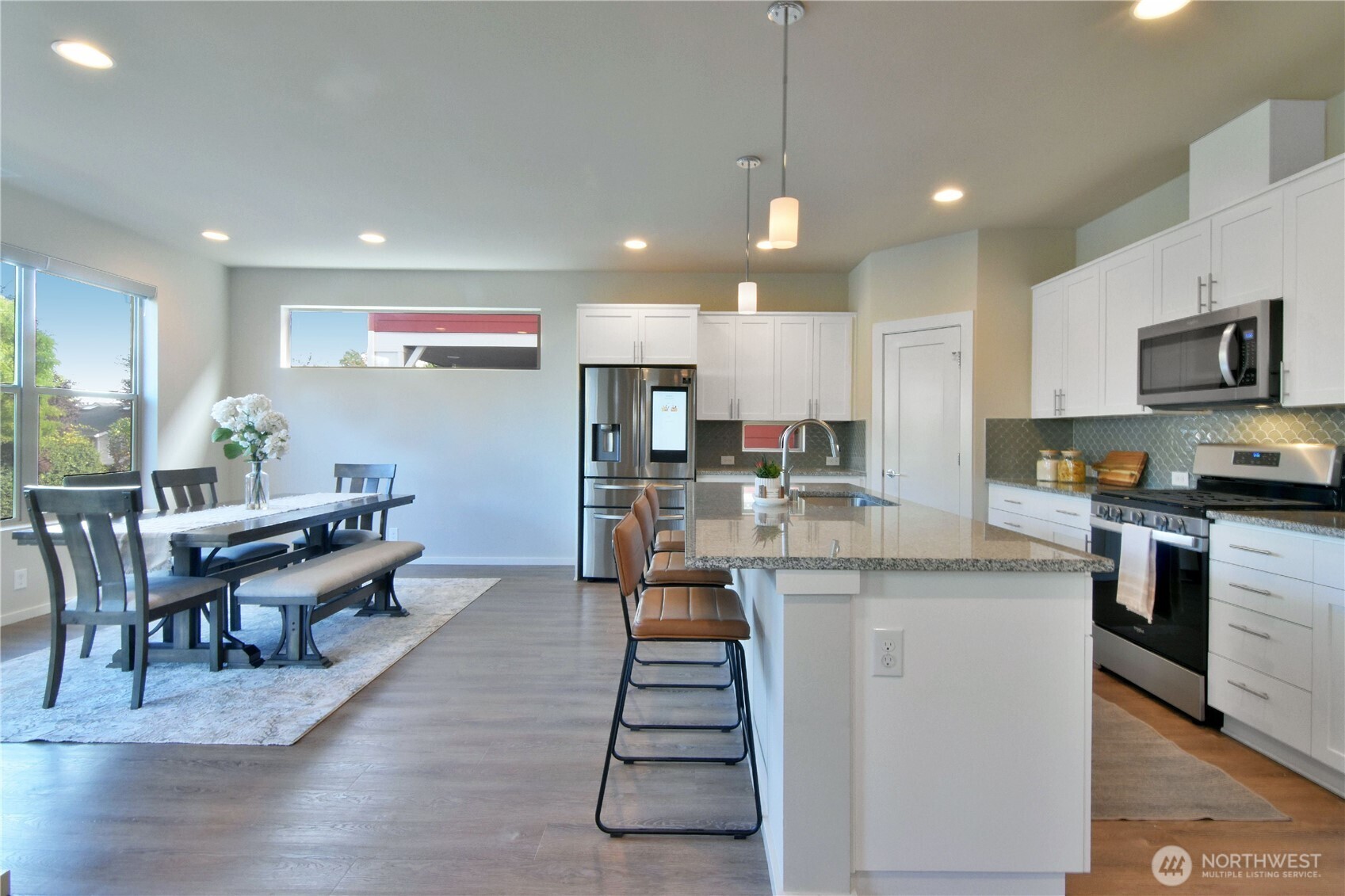 218 Southwest 96th Lane Seattle, WA 98106 - Photo 6 of 27