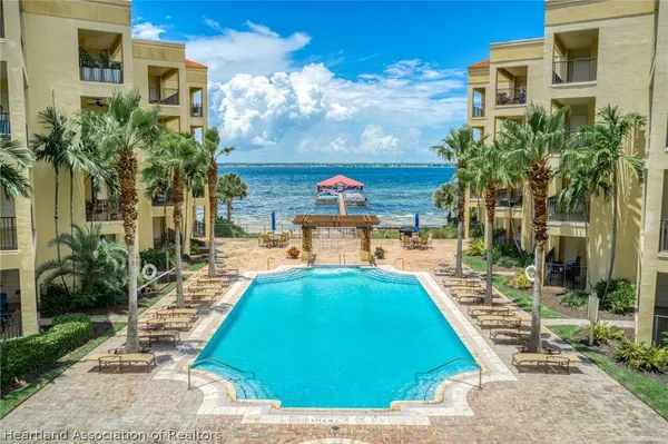 $329,900 | 2351 Lakeview Drive, Unit 409, Sebring, FL 33870