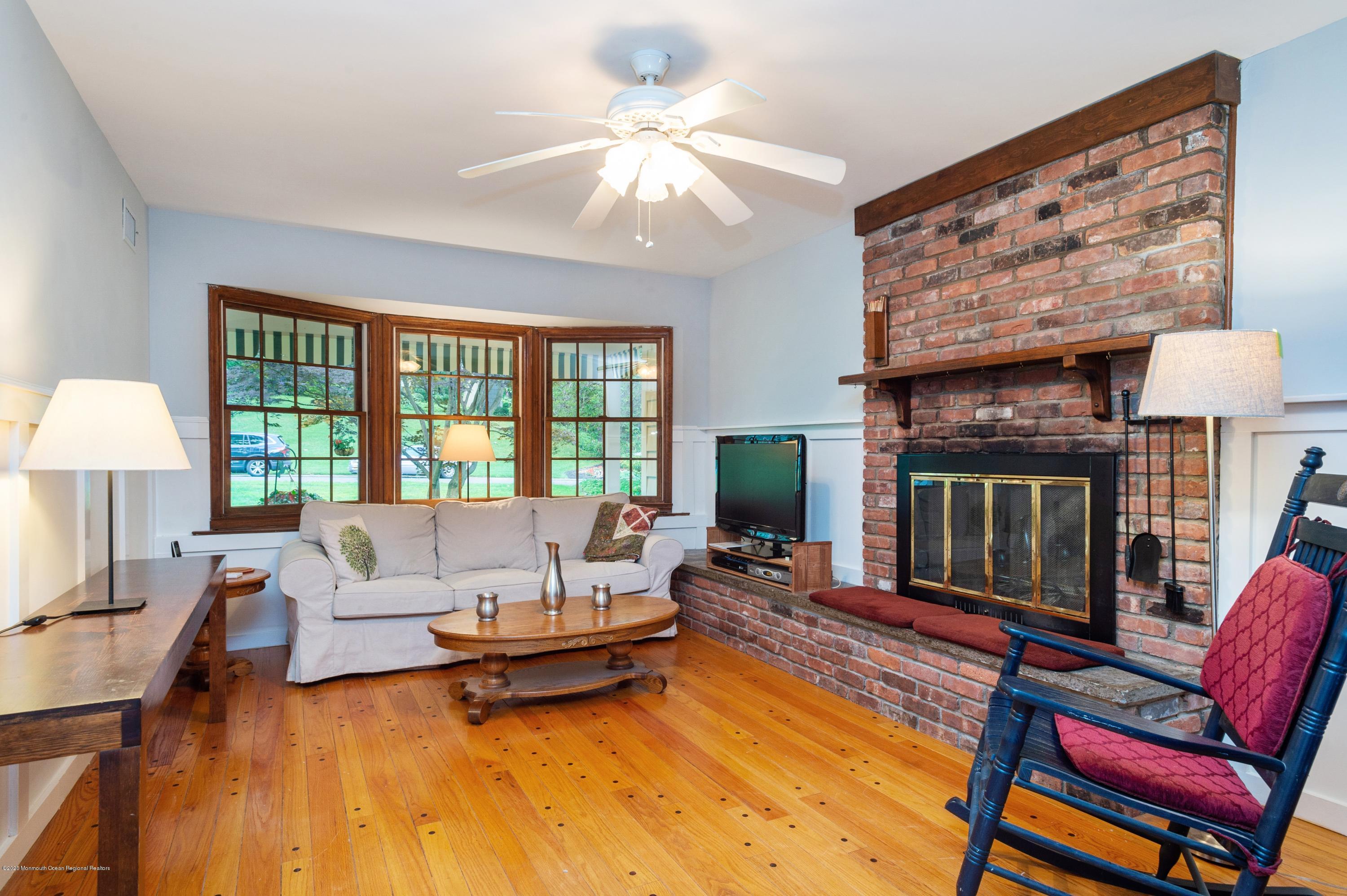 19 Tall Tree Road Middletown, NJ 07748 - Photo 12 of 24 09_19TallTreeRd_53_Den_HiRes