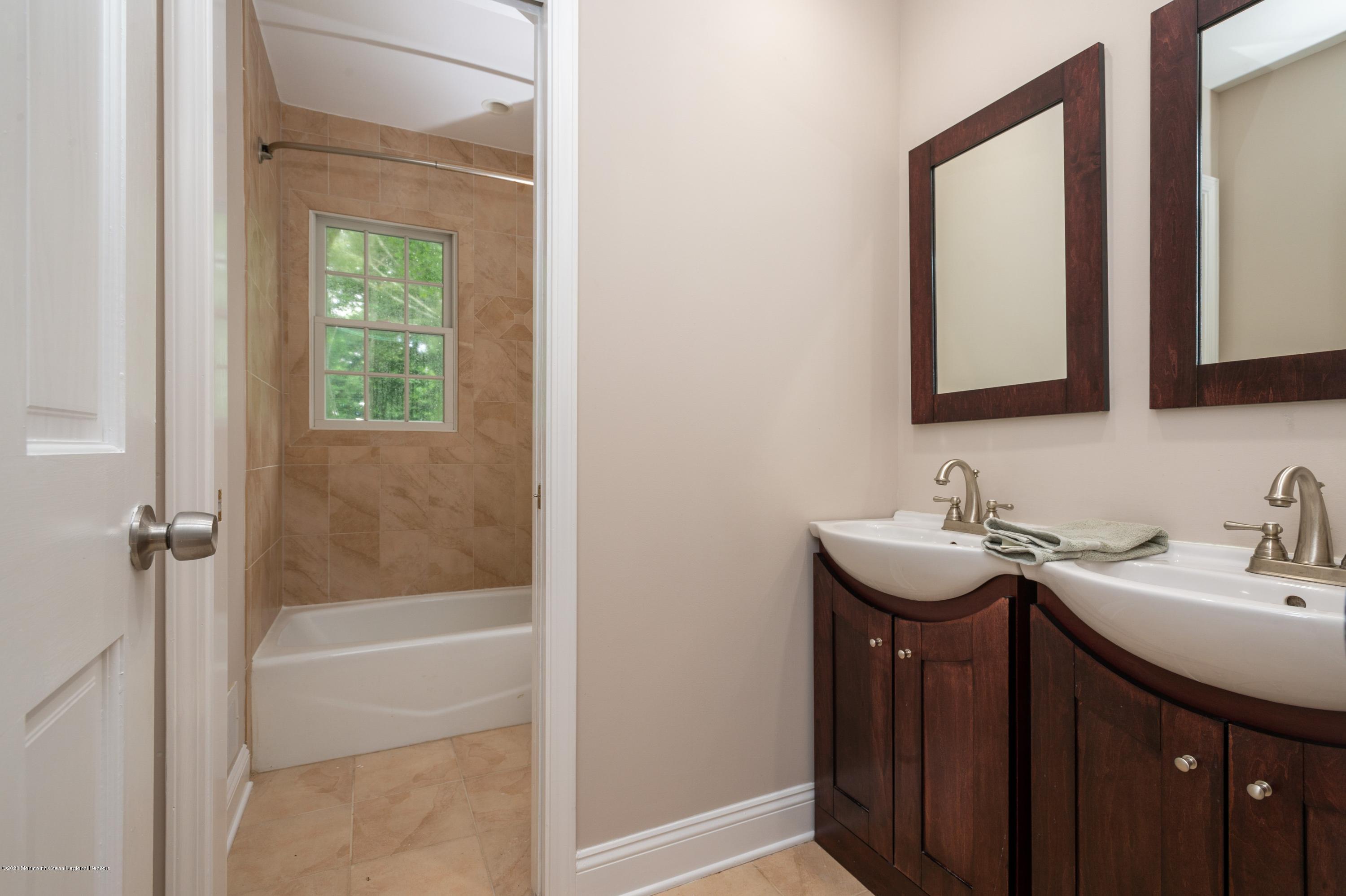 19 Tall Tree Road Middletown, NJ 07748 - Photo 19 of 24 17_19TallTreeRd_8_Bathroom_HiRes