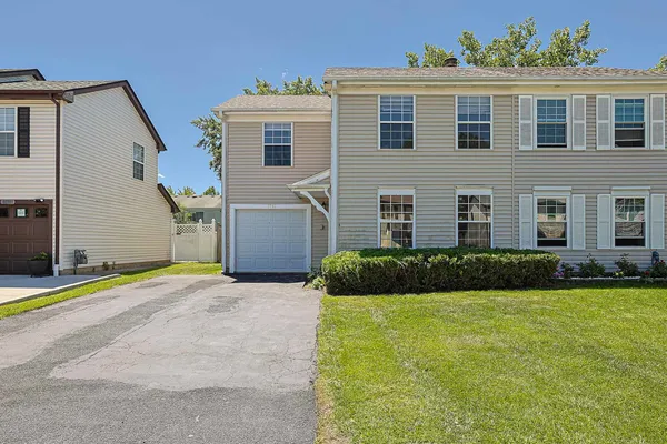 $289,900 | 1741 McCormick Lane, Hanover Park, IL 60133