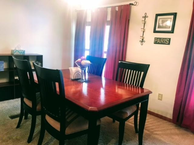 3955 Niles Road St. Joseph, MI 49085 - Photo 12 of 20 3955 Niles dining room