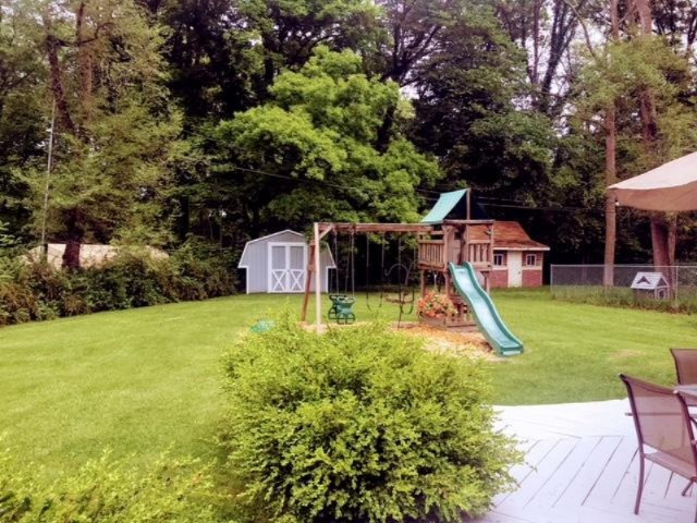 3955 Niles Road St. Joseph, MI 49085 - Photo 18 of 20 3955 Niles back yard 2