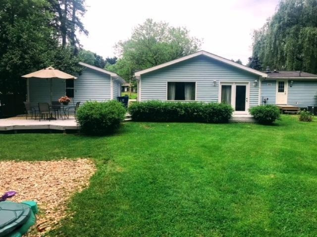 3955 Niles Road St. Joseph, MI 49085 - Photo 19 of 20 3955 NilesBack of home