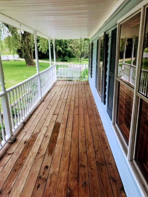 3955 Niles Road St. Joseph, MI 49085 - Photo 3 of 20 3955 Niles front porch 2
