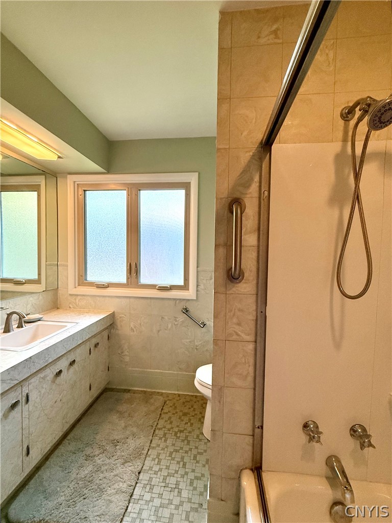 146 Edgehill Road Syracuse, NY 13224 - Photo 31 of 50