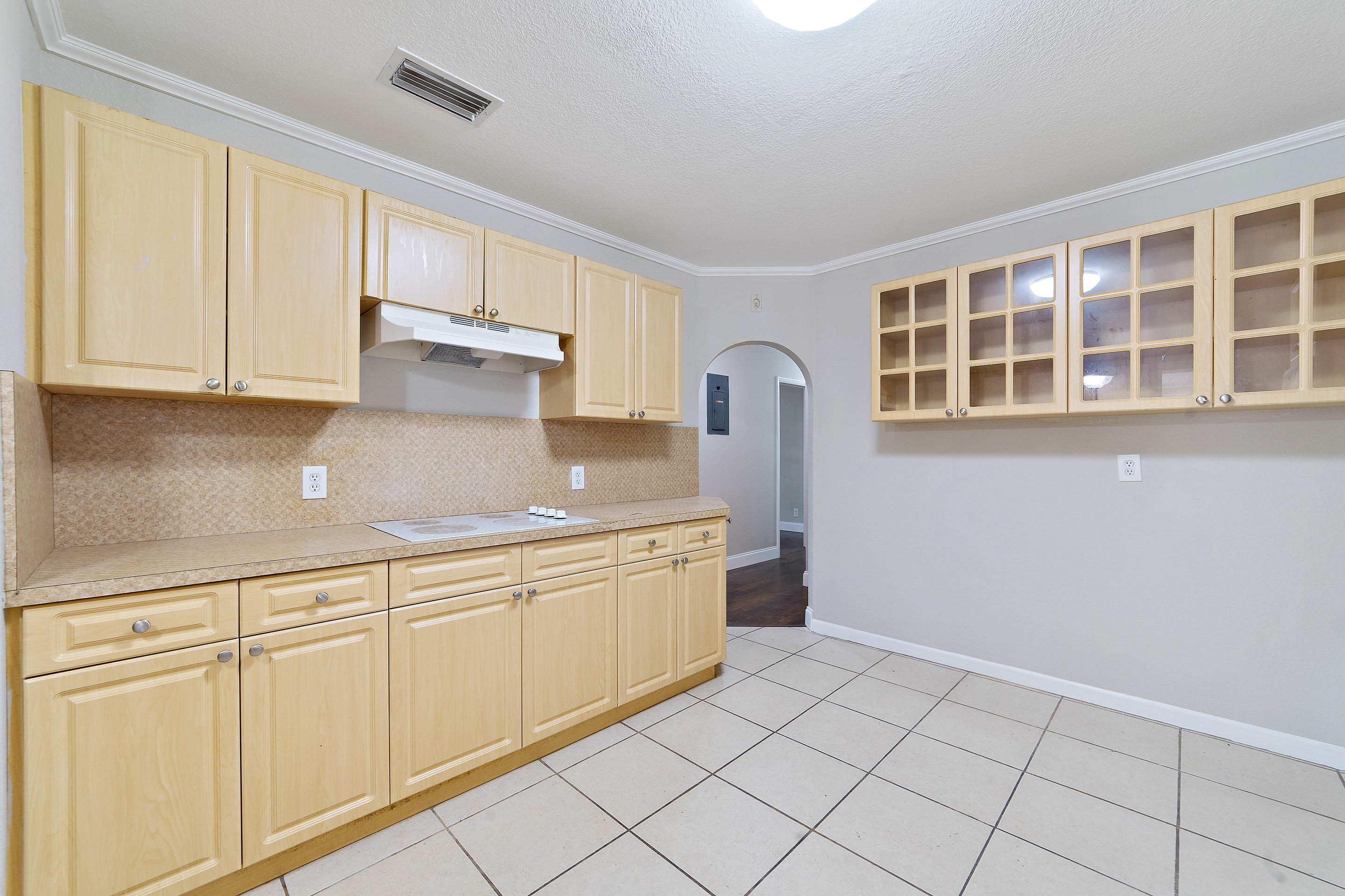 1410 West 26th Street Riviera Beach, FL 33404 - Photo 5 of 19 1410 W 26th St