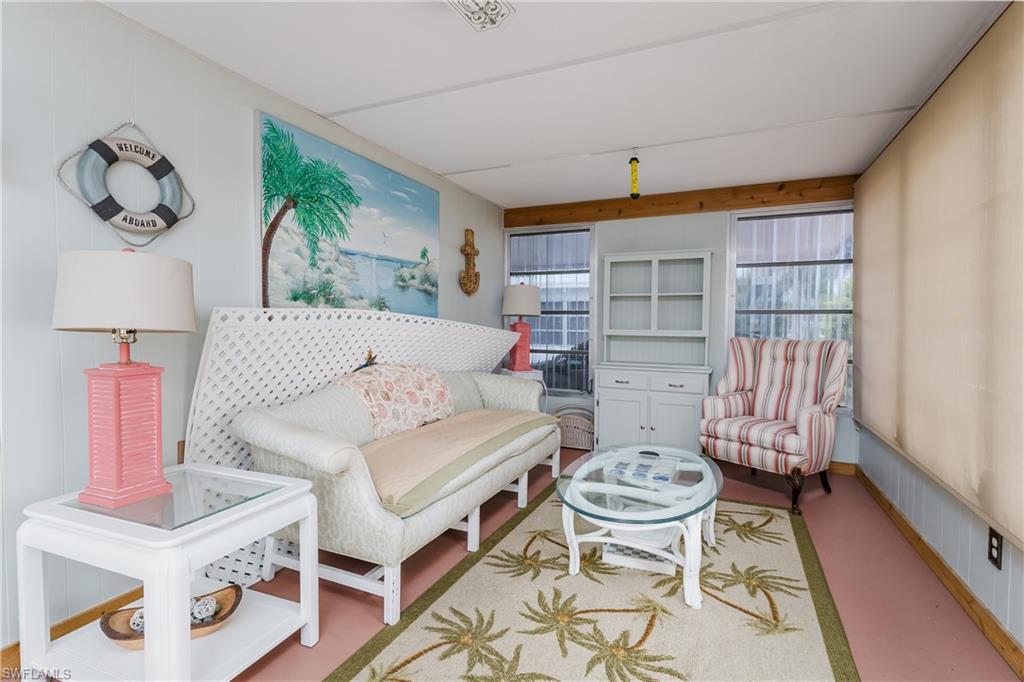 469 Riviera Boulevard West Naples, FL 34112 - Photo 11 of 31