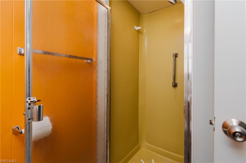 469 Riviera Boulevard West Naples, FL 34112 - Photo 16 of 31 Primary Bathroom Shower