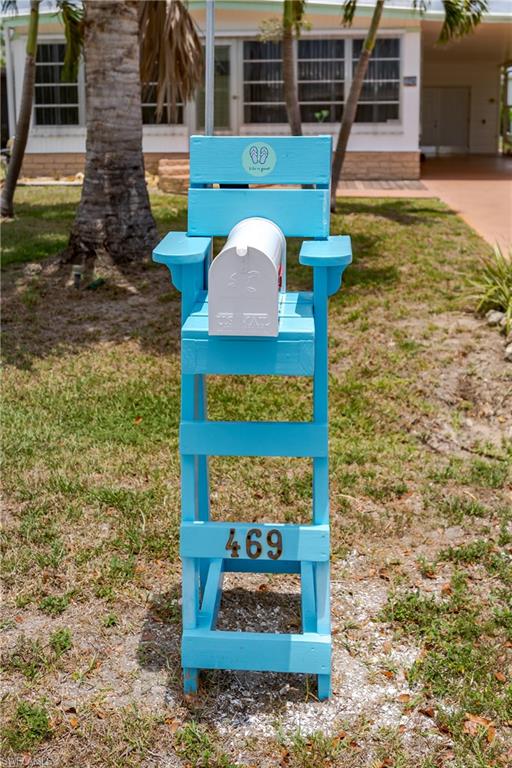 469 Riviera Boulevard West Naples, FL 34112 - Photo 30 of 31 Signature Mailbox