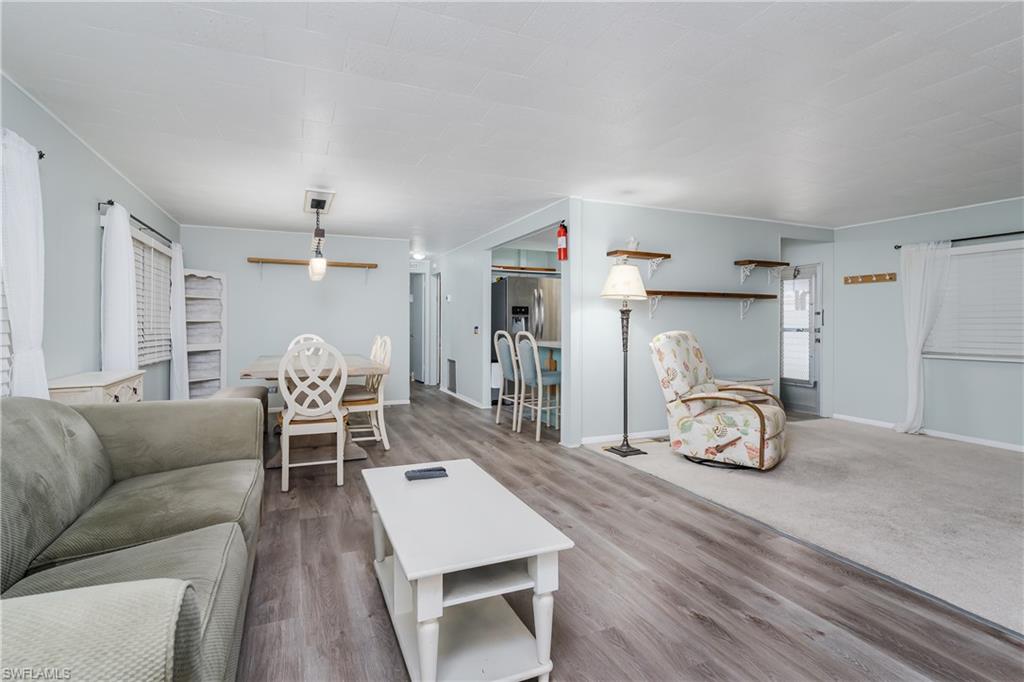 469 Riviera Boulevard West Naples, FL 34112 - Photo 5 of 31