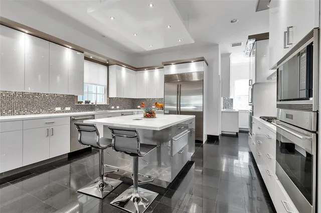 $5,000,000 | 101 Osprey Point Drive, Osprey, FL 34229