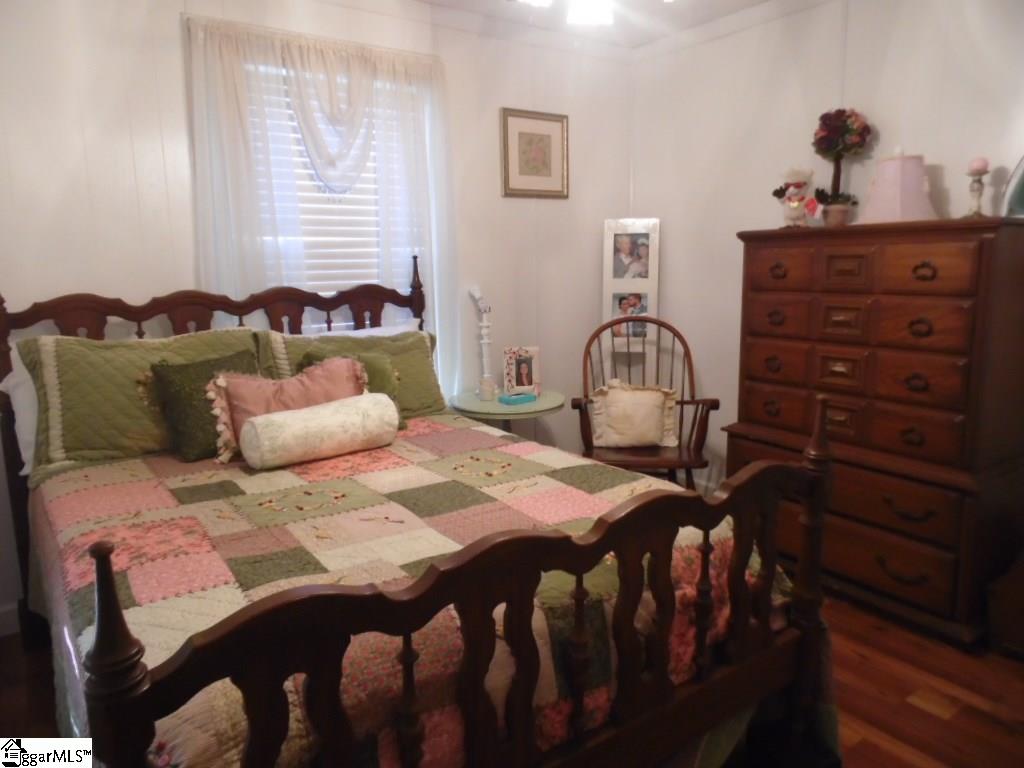 16 Cole Road Greenville, SC 29611 - Photo 12 of 27