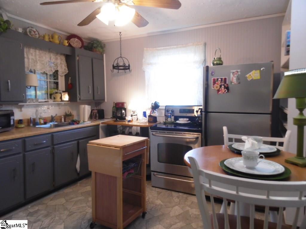 16 Cole Road Greenville, SC 29611 - Photo 14 of 27
