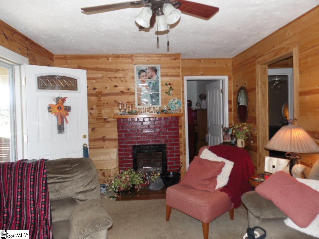 16 Cole Road Greenville, SC 29611 - Photo 15 of 27