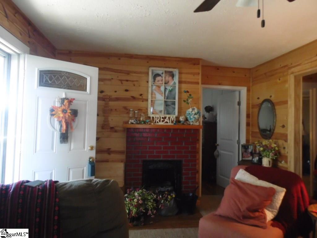 16 Cole Road Greenville, SC 29611 - Photo 17 of 27