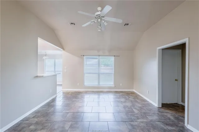 $1,900 | 3512 Wild Plum Street, College Station, TX 77845