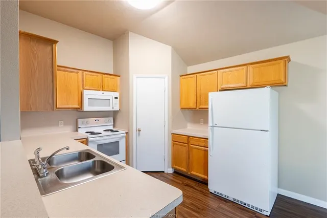 $1,900 | 3512 Wild Plum Street, College Station, TX 77845