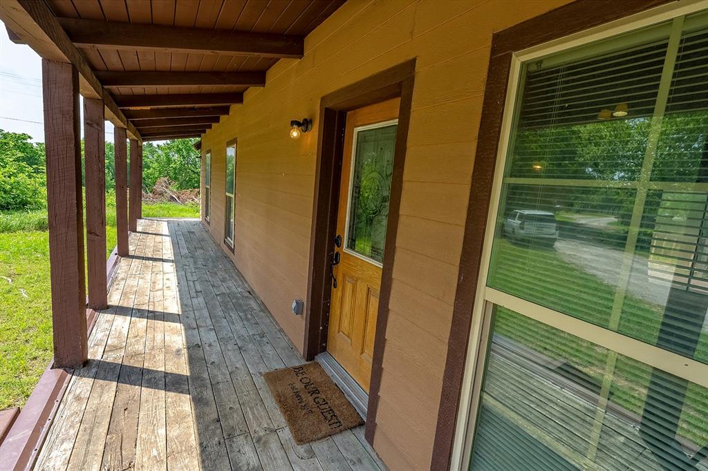 371 Spring Street Forestburg, TX 76239 - Photo 5 of 38 a view of a balcony