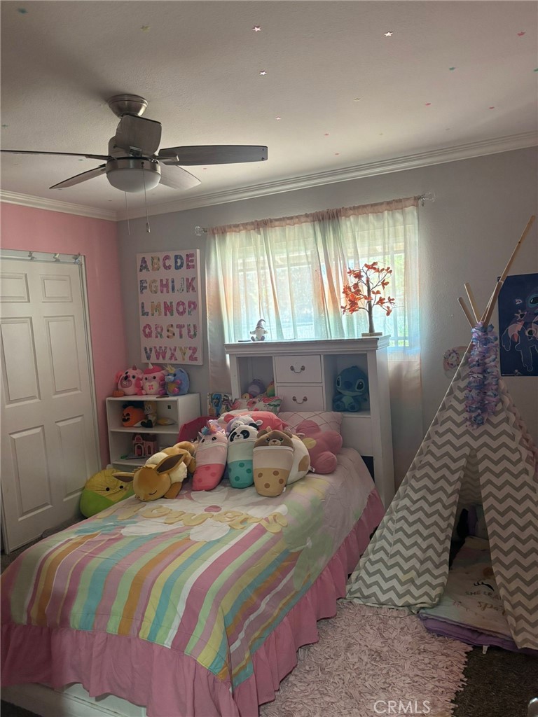 6995 Summit Valley Road Hesperia, CA 92345 - Photo 15 of 23