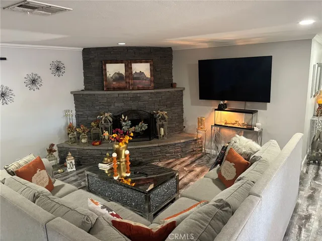 $669,000 | 6995 Summit Valley Road, Hesperia, CA 92345