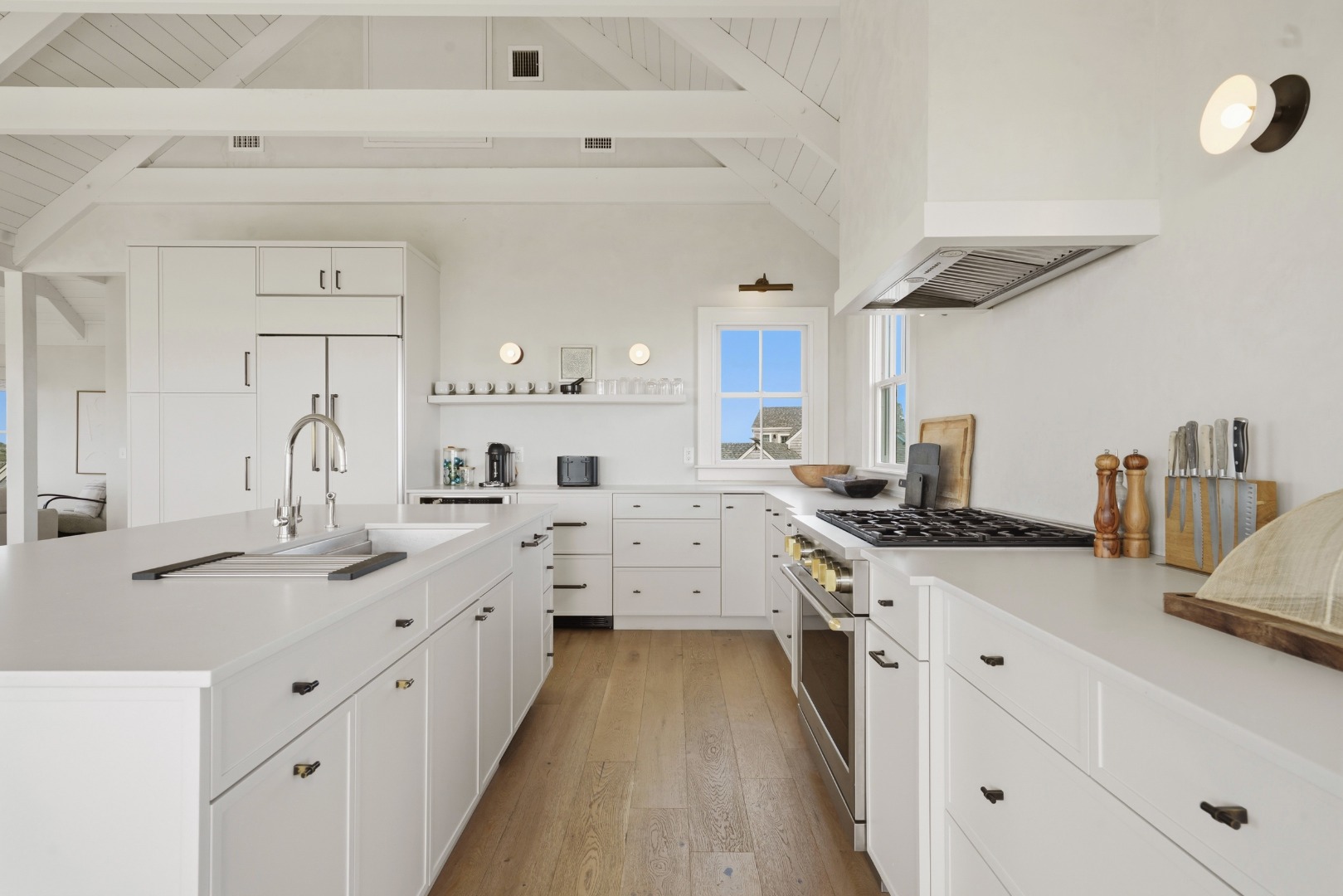 8 Sheep Pond Road Nantucket, MA 02554 - Photo 22 of 105
