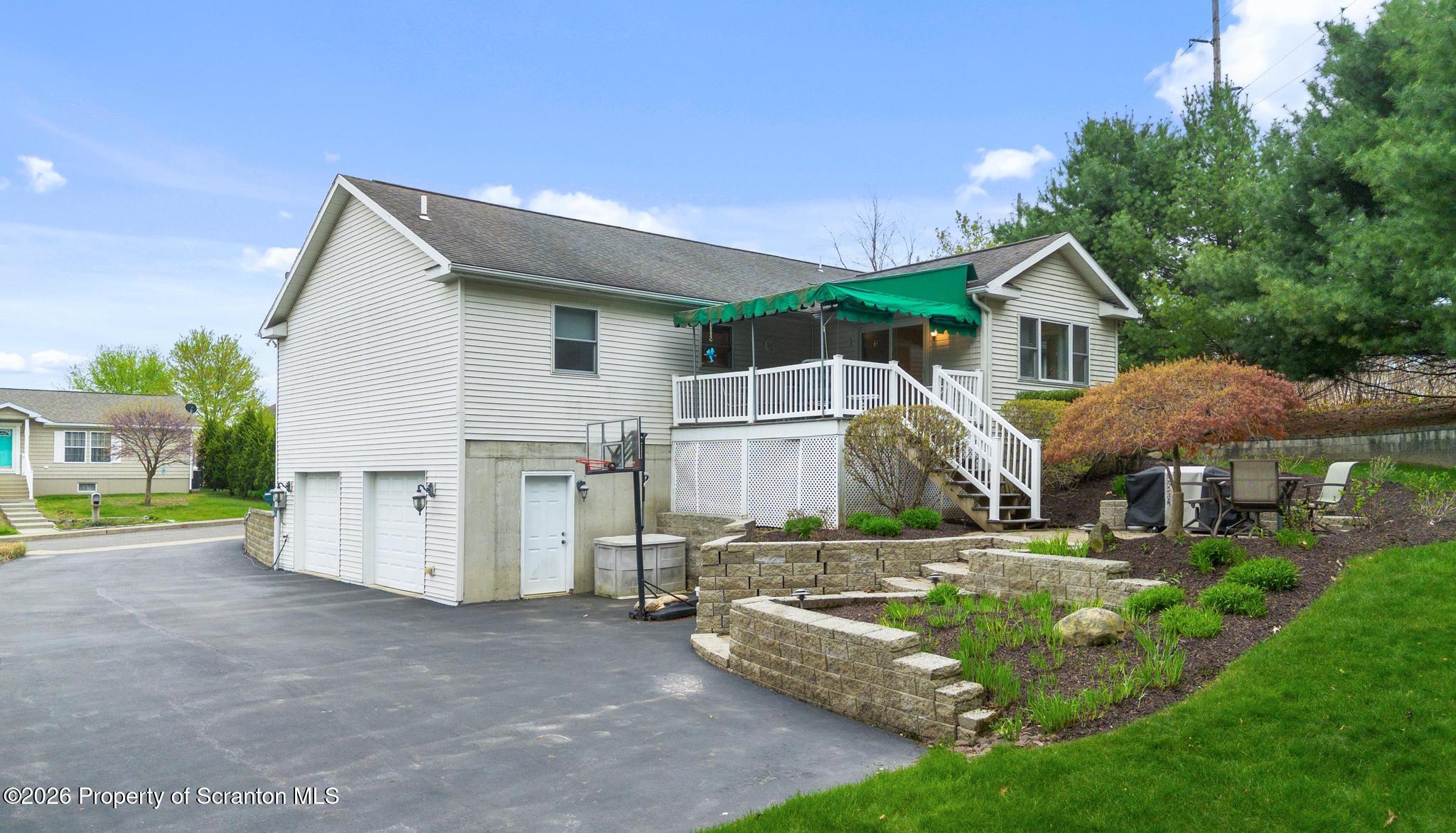101 Little Spike Way Scranton, PA 18504 - Photo 33 of 39 DJI_0294-2
