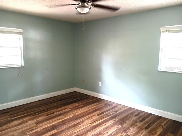 $257,500 | 1208 South Canal Boulevard, Sebring, FL 33870